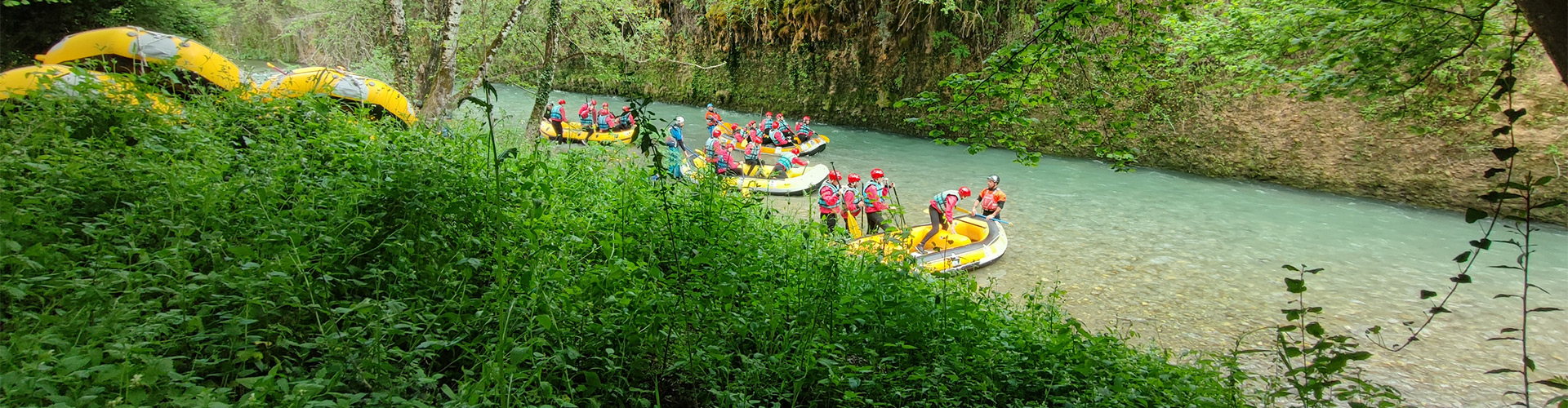 Lao Rafting: Educazione, Natura, Avventura